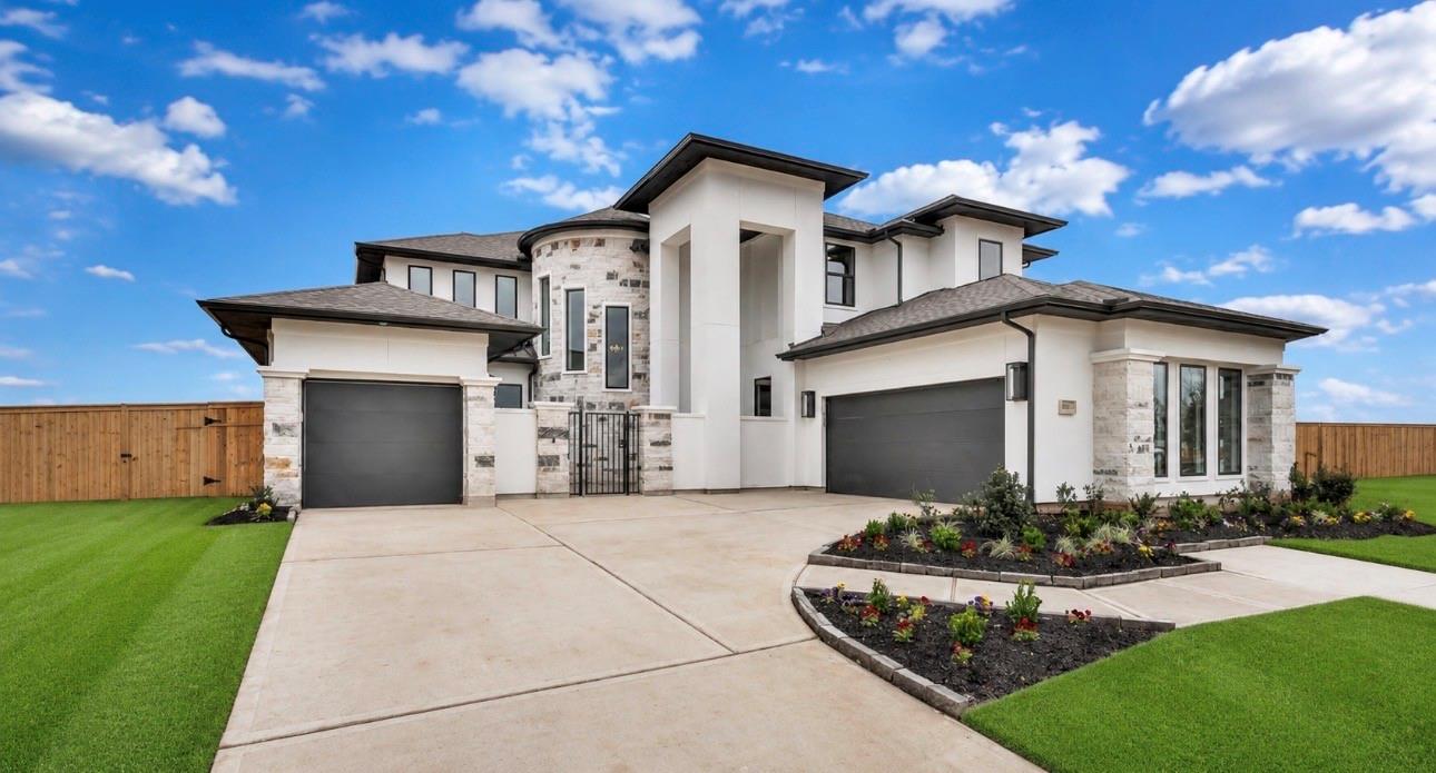 8915 Orchard Cove