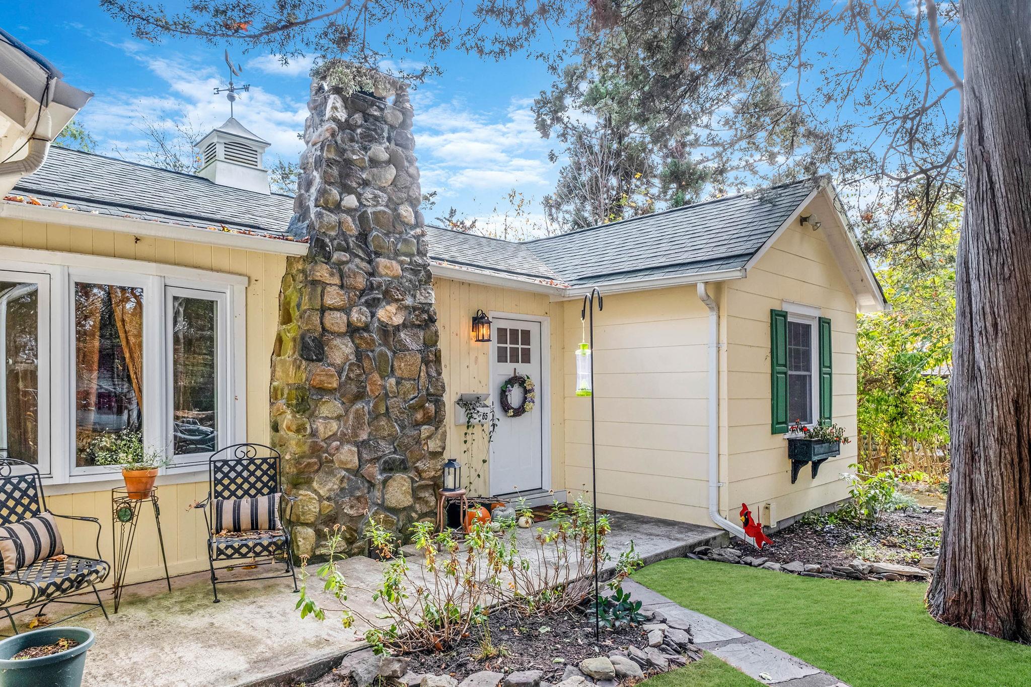 65 Longview Avenue
