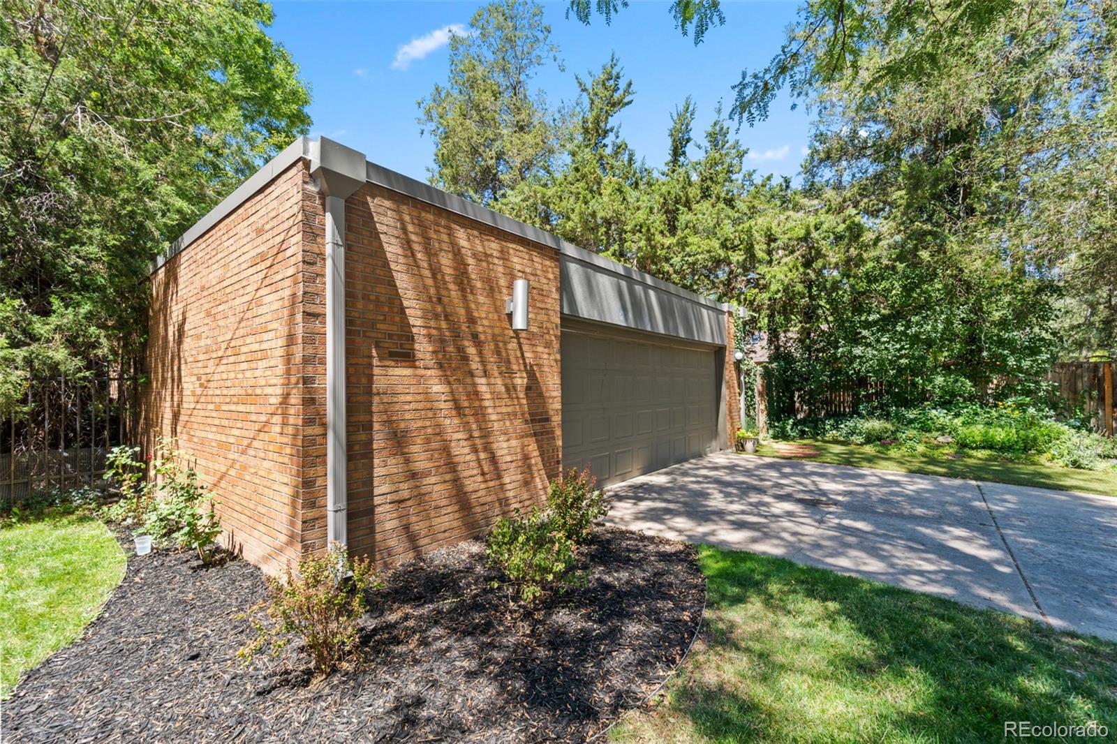 1110 Monaco Parkway