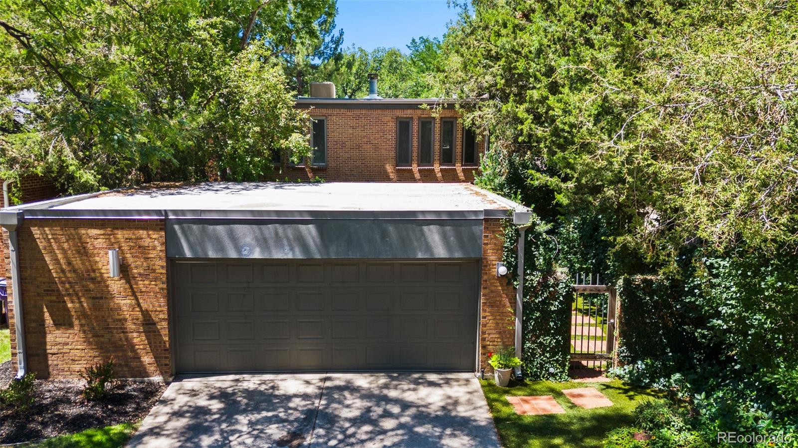 1110 Monaco Parkway