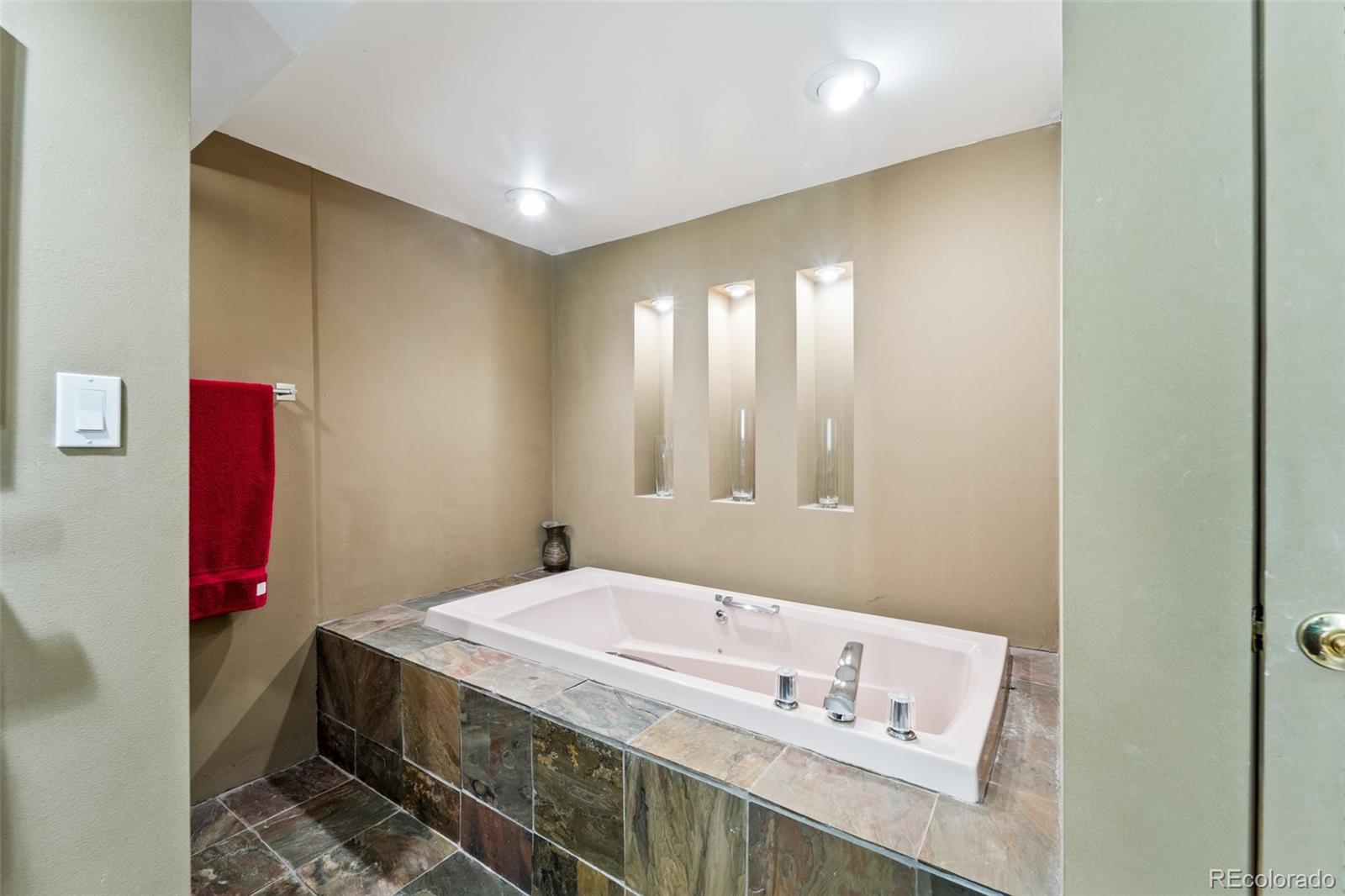 1110 Monaco Parkway
