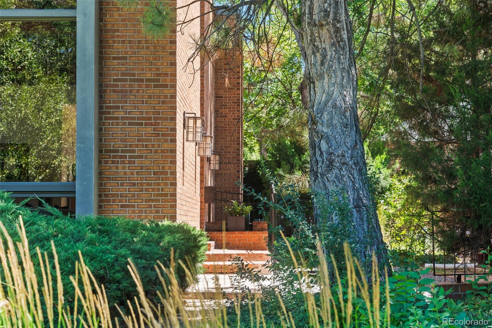 1110 Monaco Parkway