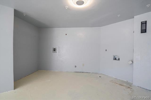 8100 E Union Avenue Unit: 902