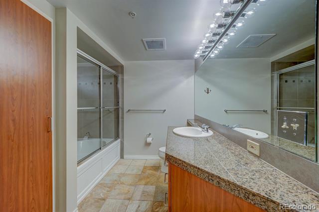 8100 E Union Avenue Unit: 902