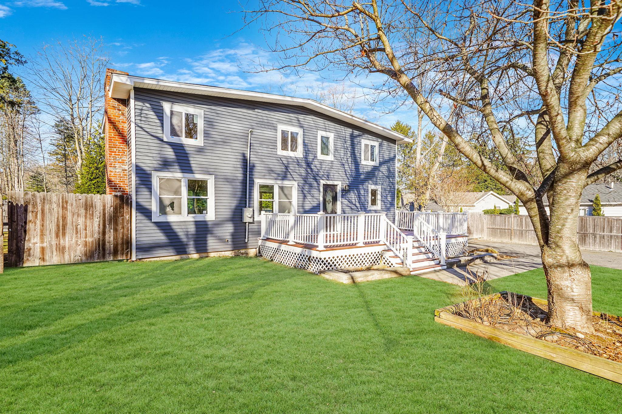 11 Locust Avenue