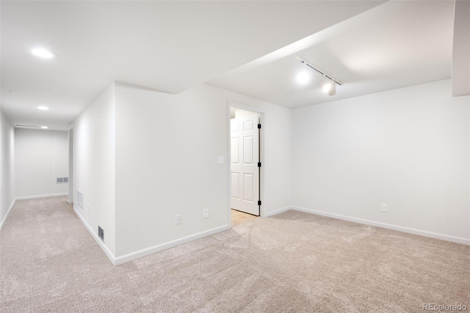 1530 S Quebec Way Unit: 24