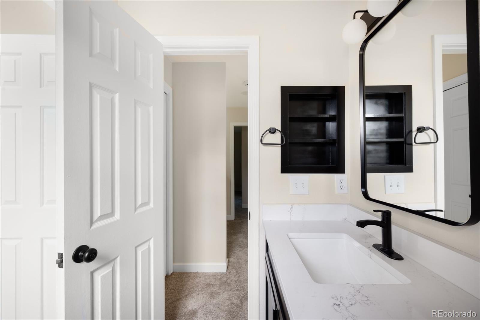 1530 S Quebec Way Unit: 24