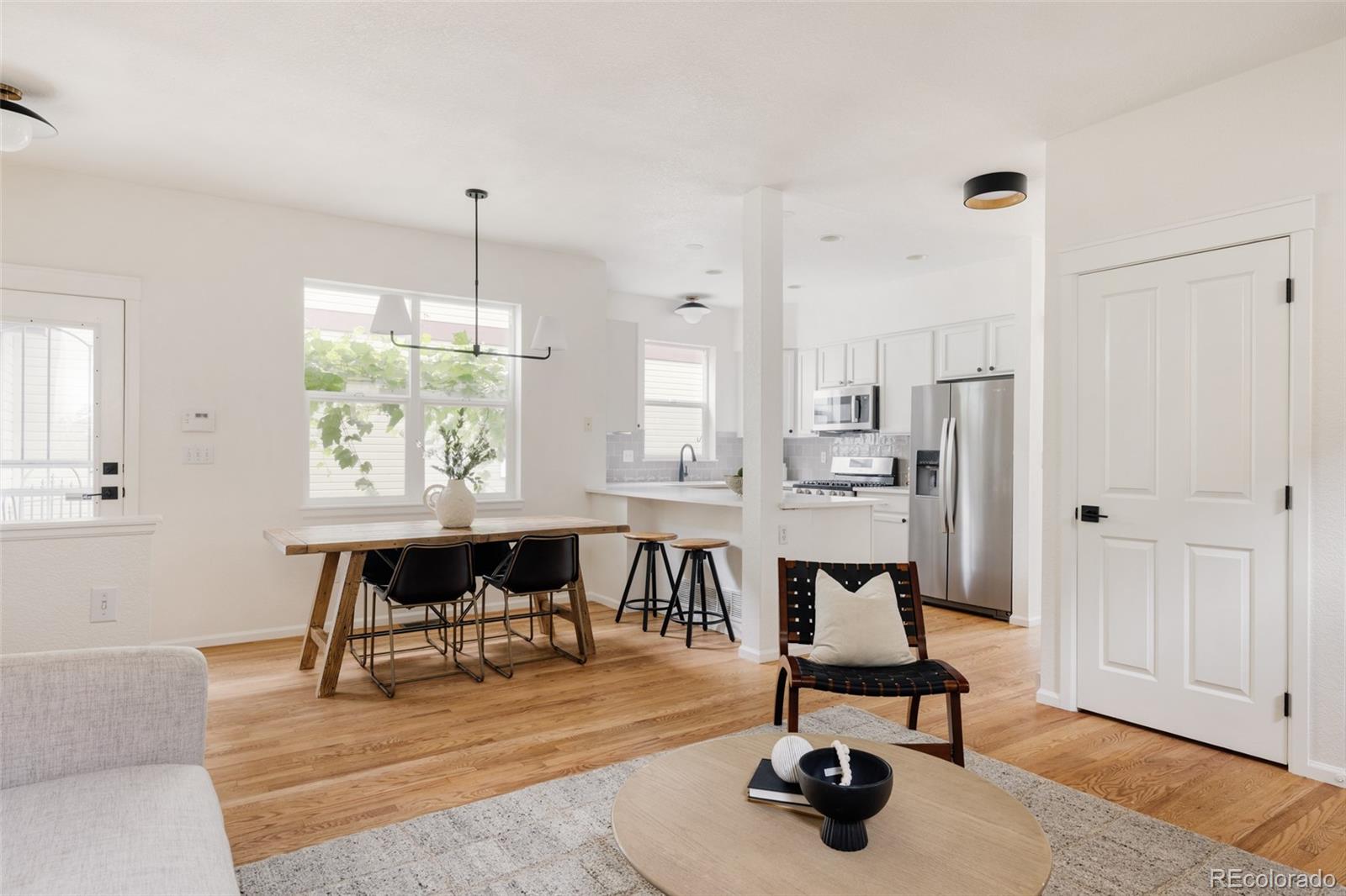 4523 W 36th Place
