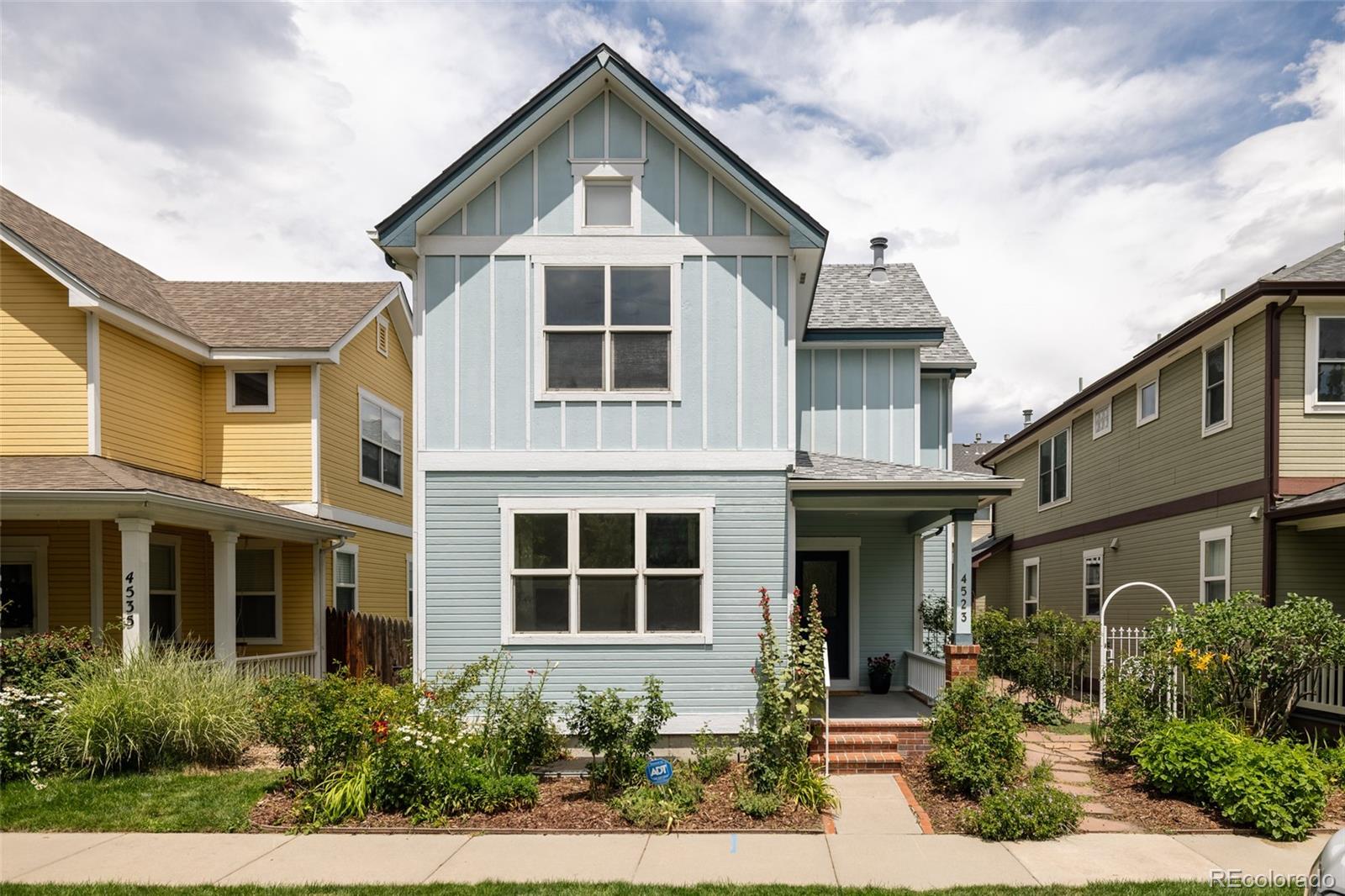 4523 W 36th Place