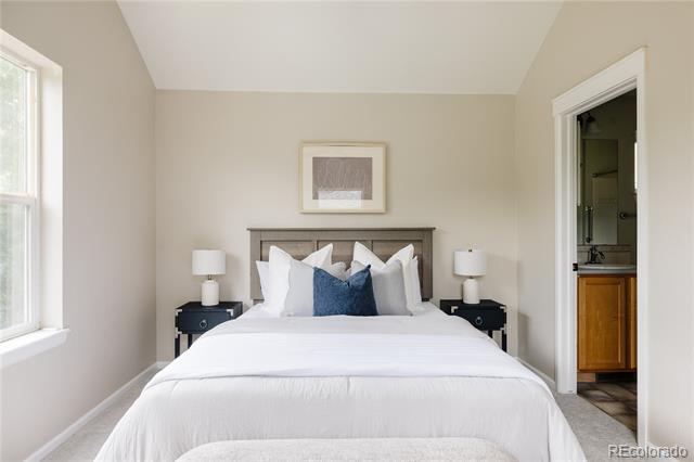 4523 W 36th Place