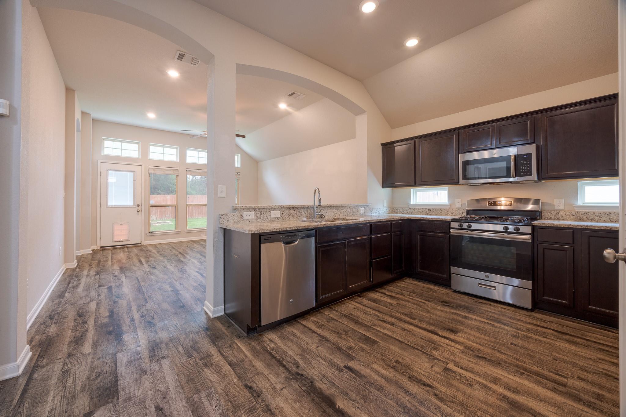 138 Emery Oak Way