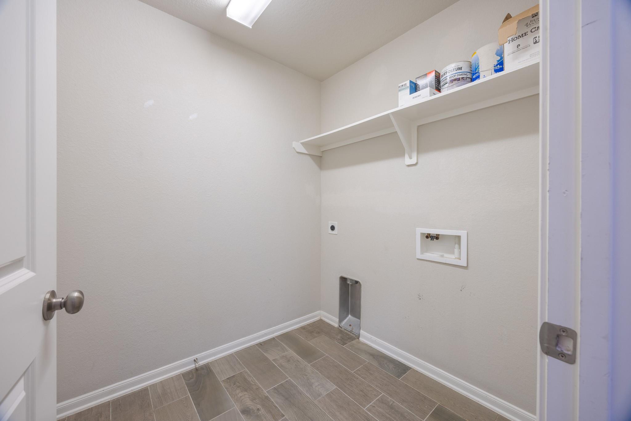 138 Emery Oak Way