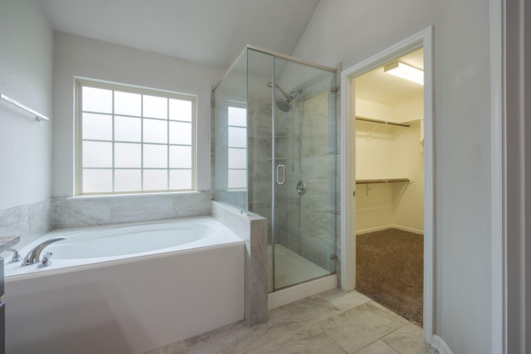 138 Emery Oak Way