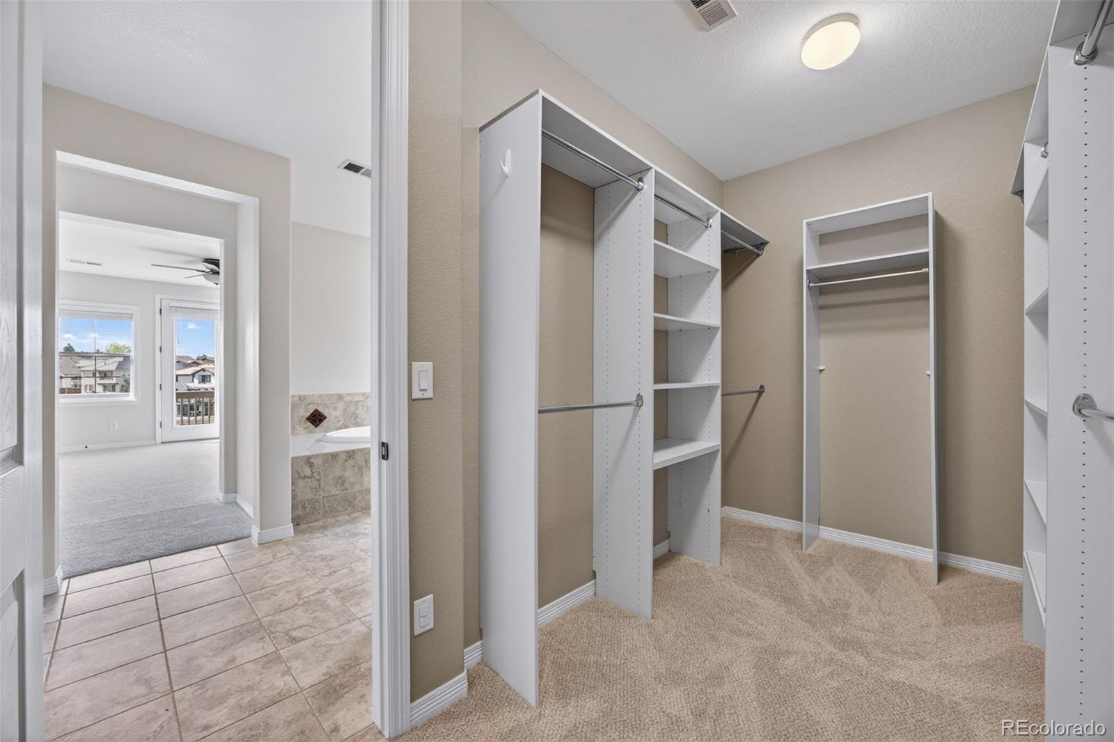 10872 Valleybrook Circle