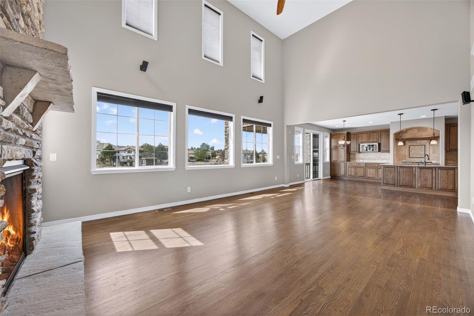10872 Valleybrook Circle