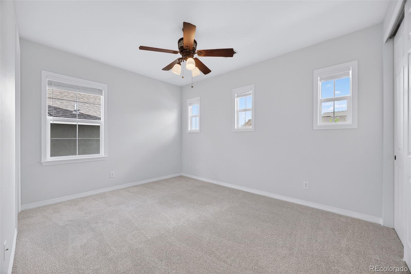10872 Valleybrook Circle