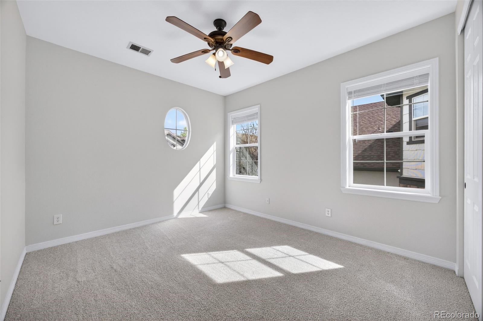 10872 Valleybrook Circle