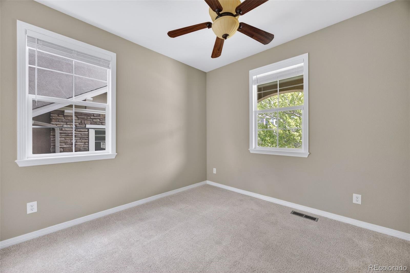 10872 Valleybrook Circle
