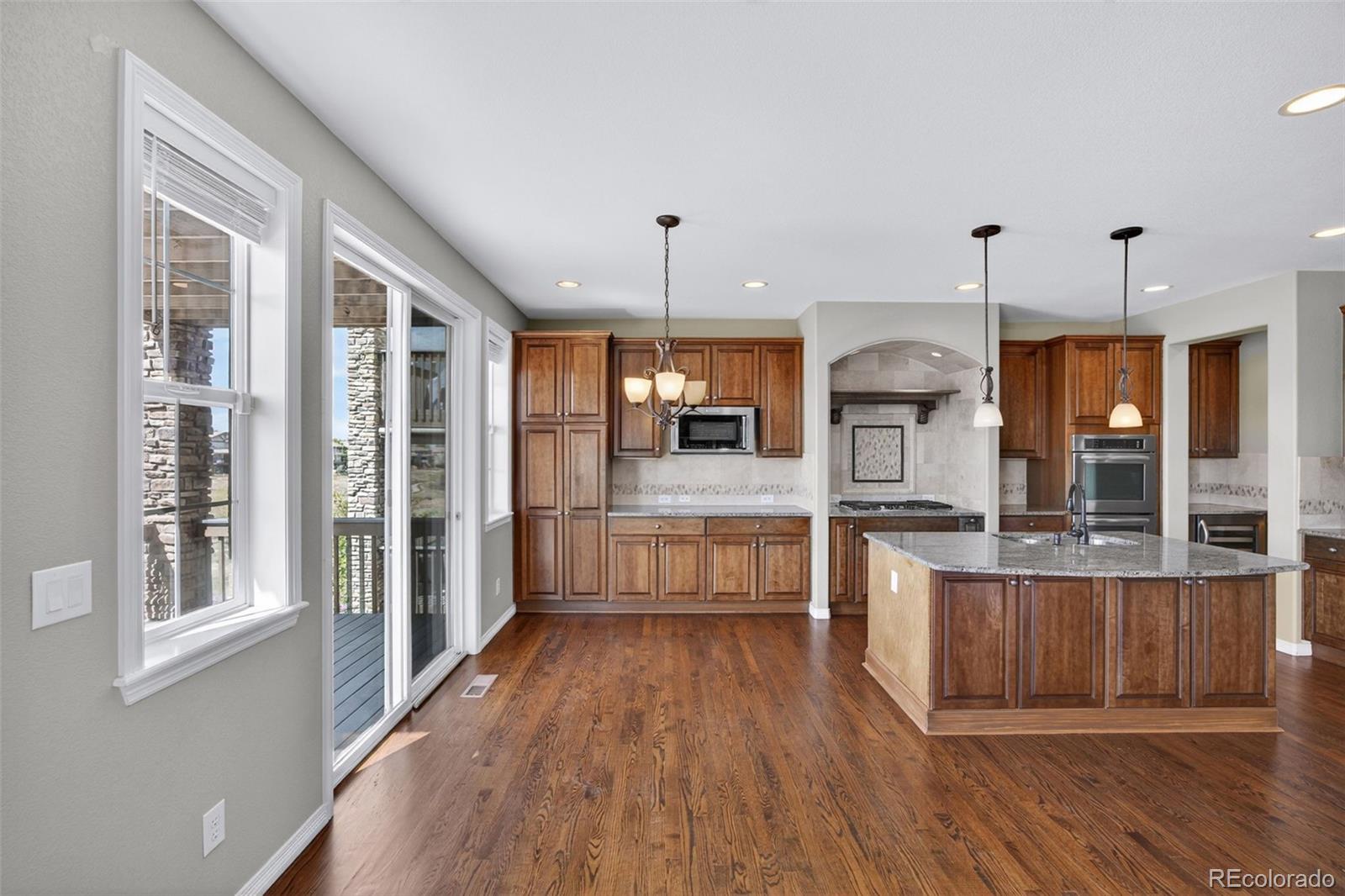 10872 Valleybrook Circle