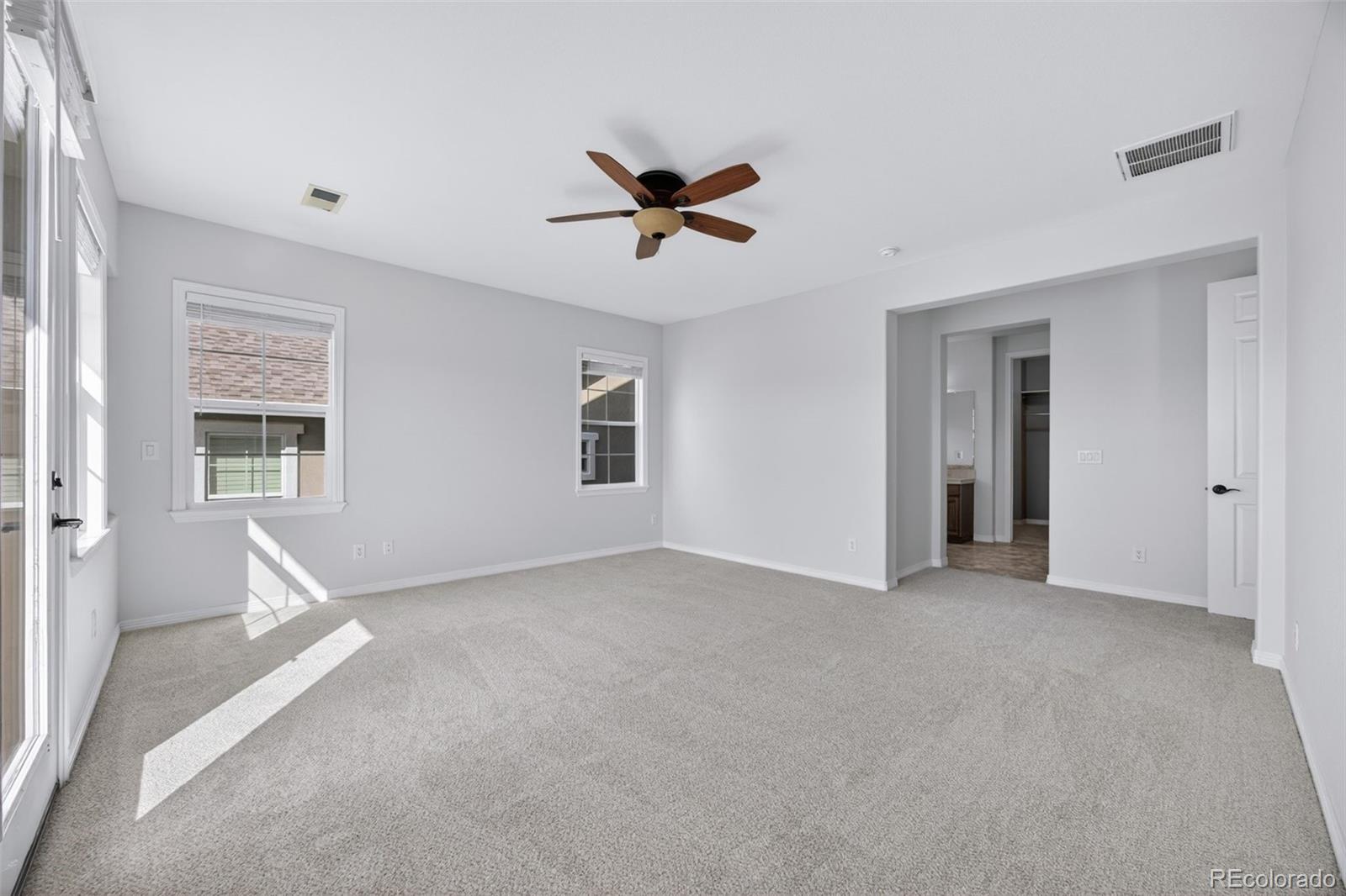 10872 Valleybrook Circle