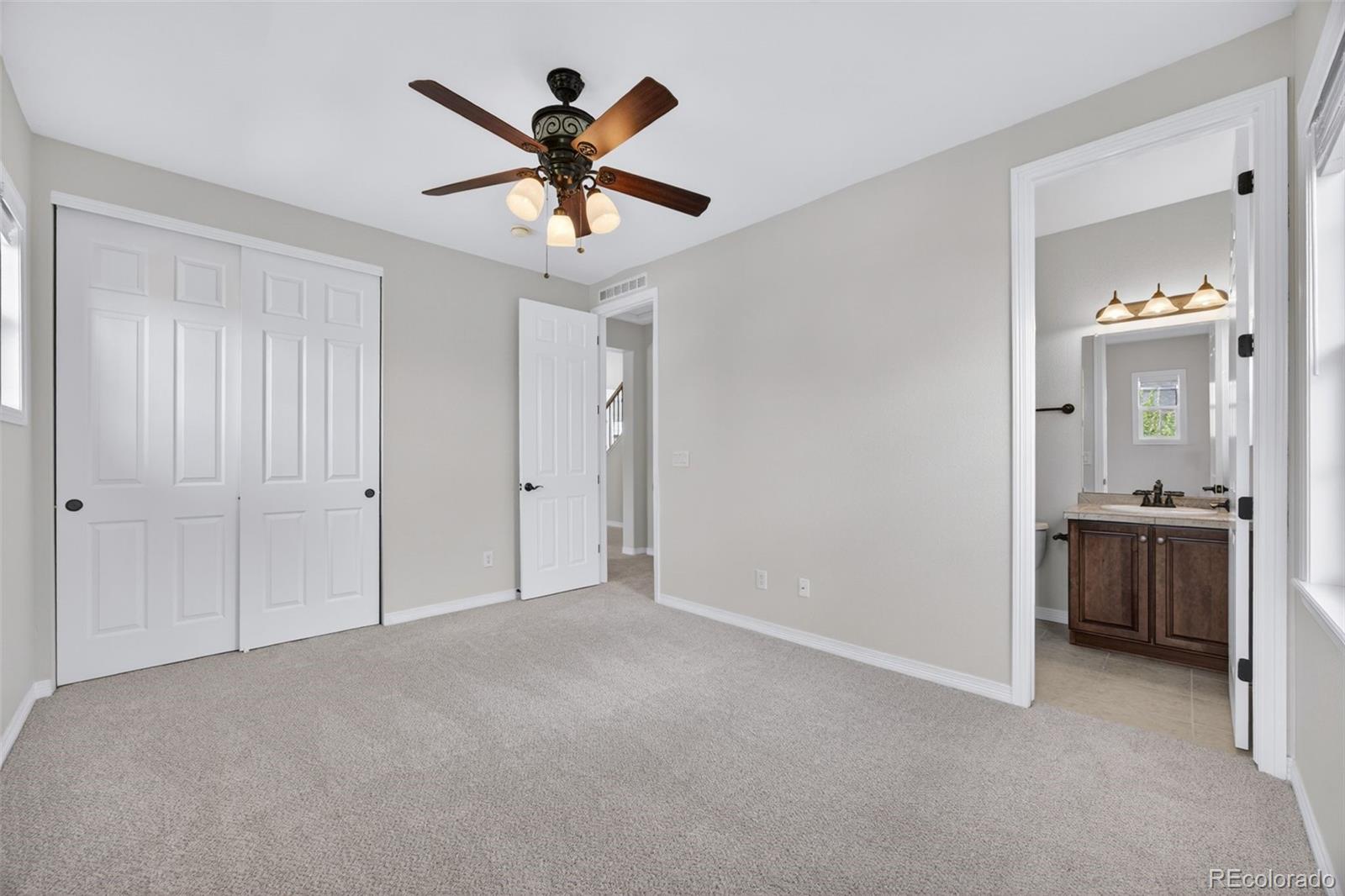 10872 Valleybrook Circle