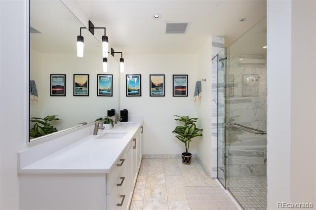 1750 Wewatta Street Unit: 1002