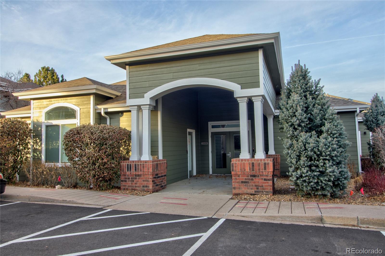 8481 W Union Avenue Unit: 8-202