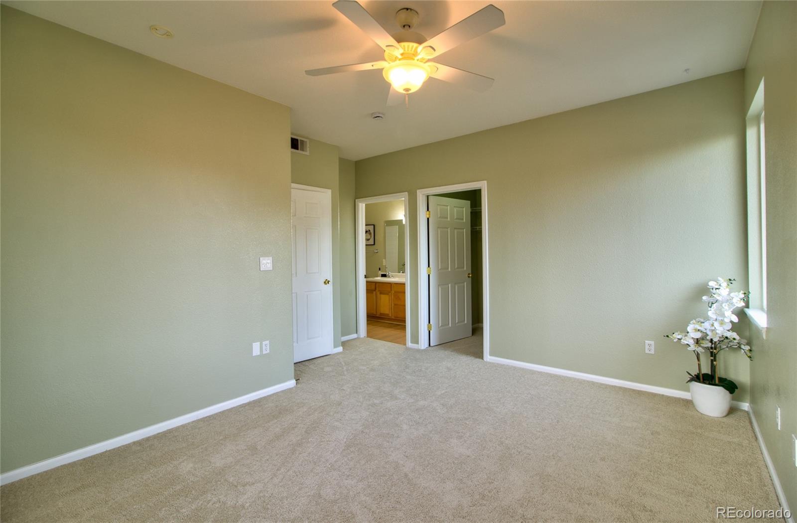 8481 W Union Avenue Unit: 8-202