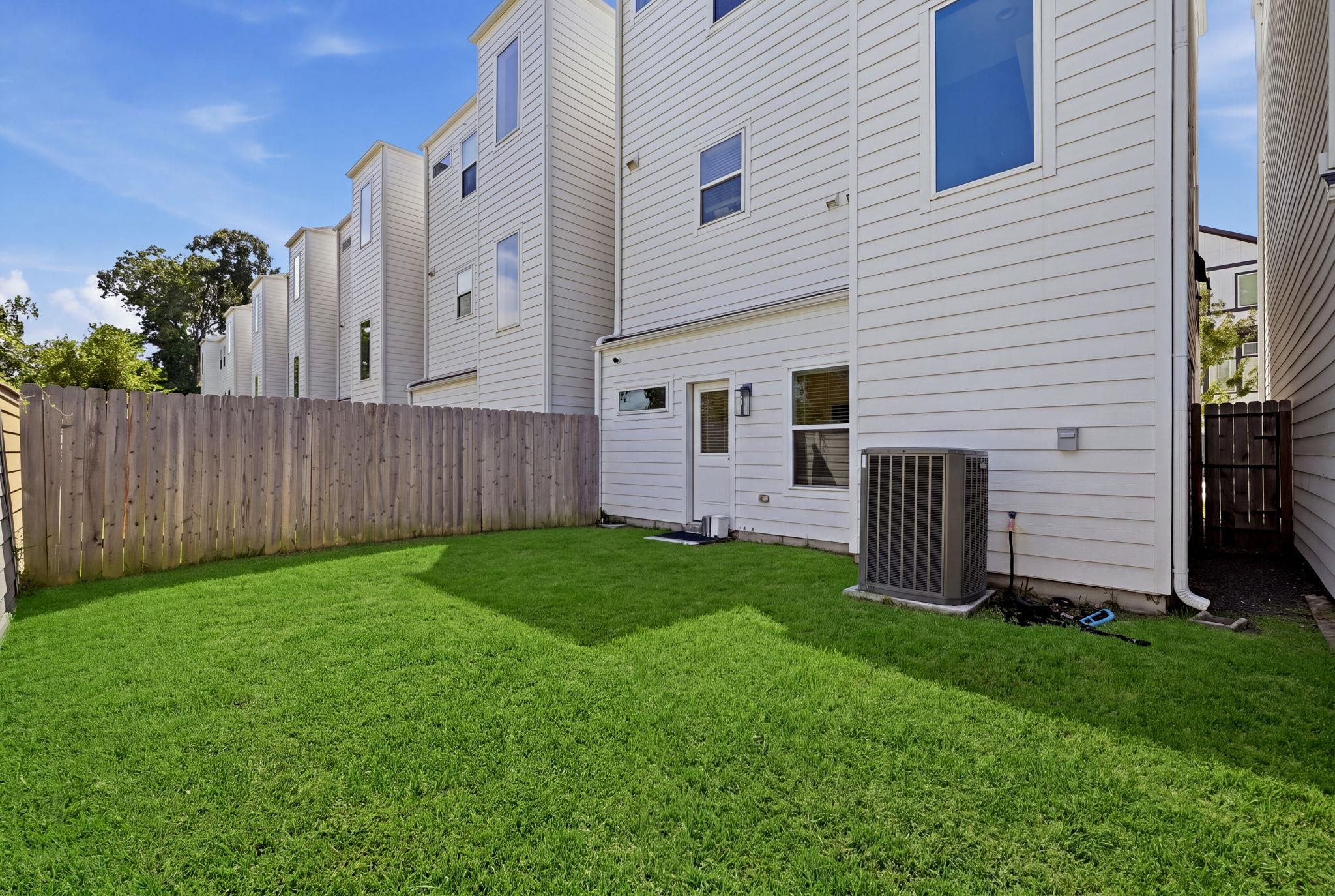 5314 Donovan Gardens LN