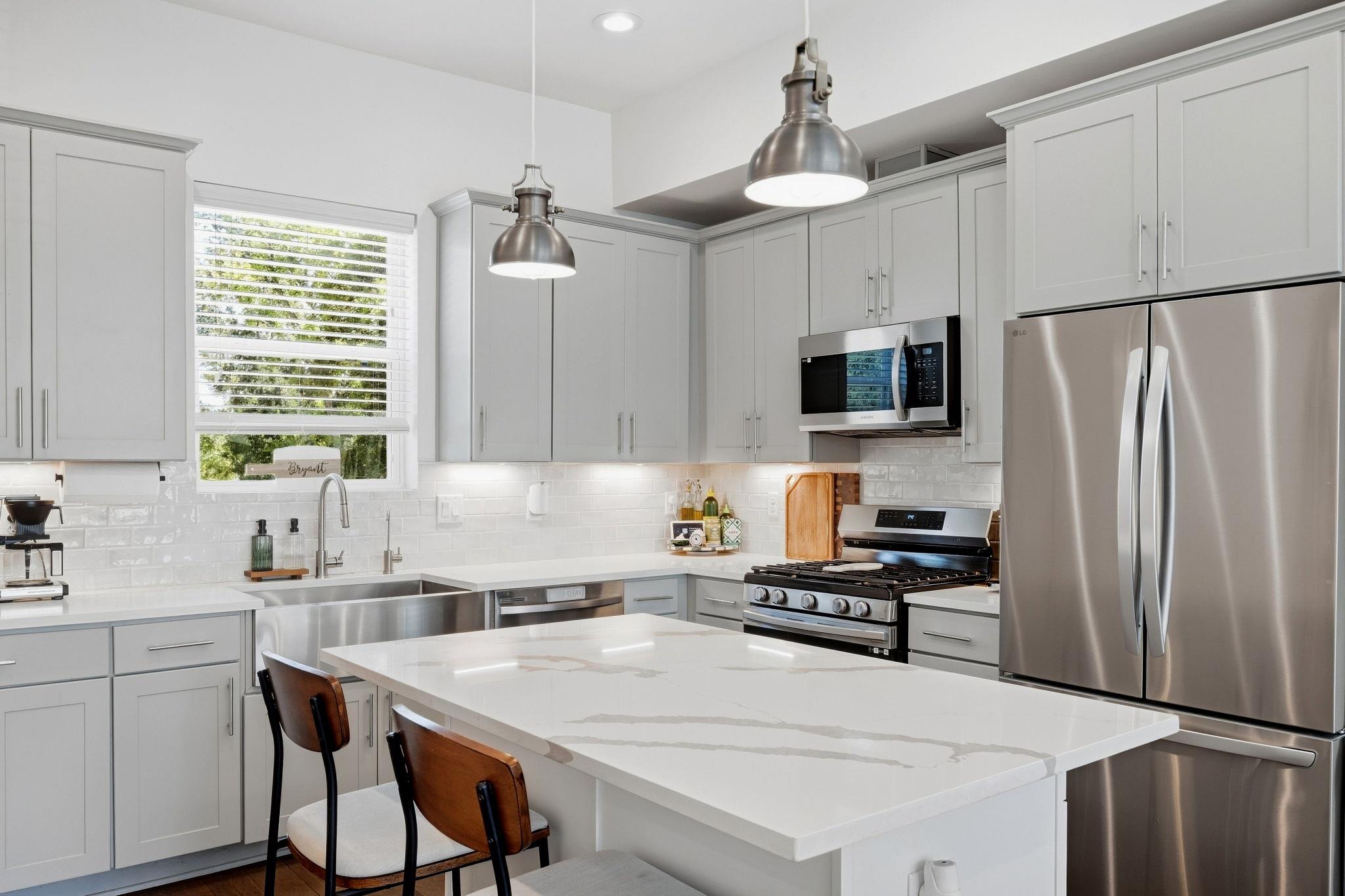 5314 Donovan Gardens LN