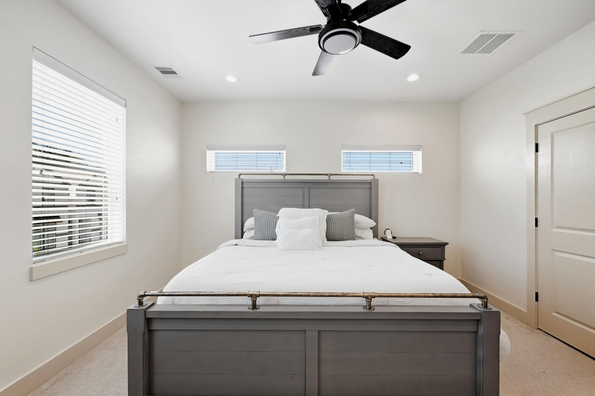 5314 Donovan Gardens LN