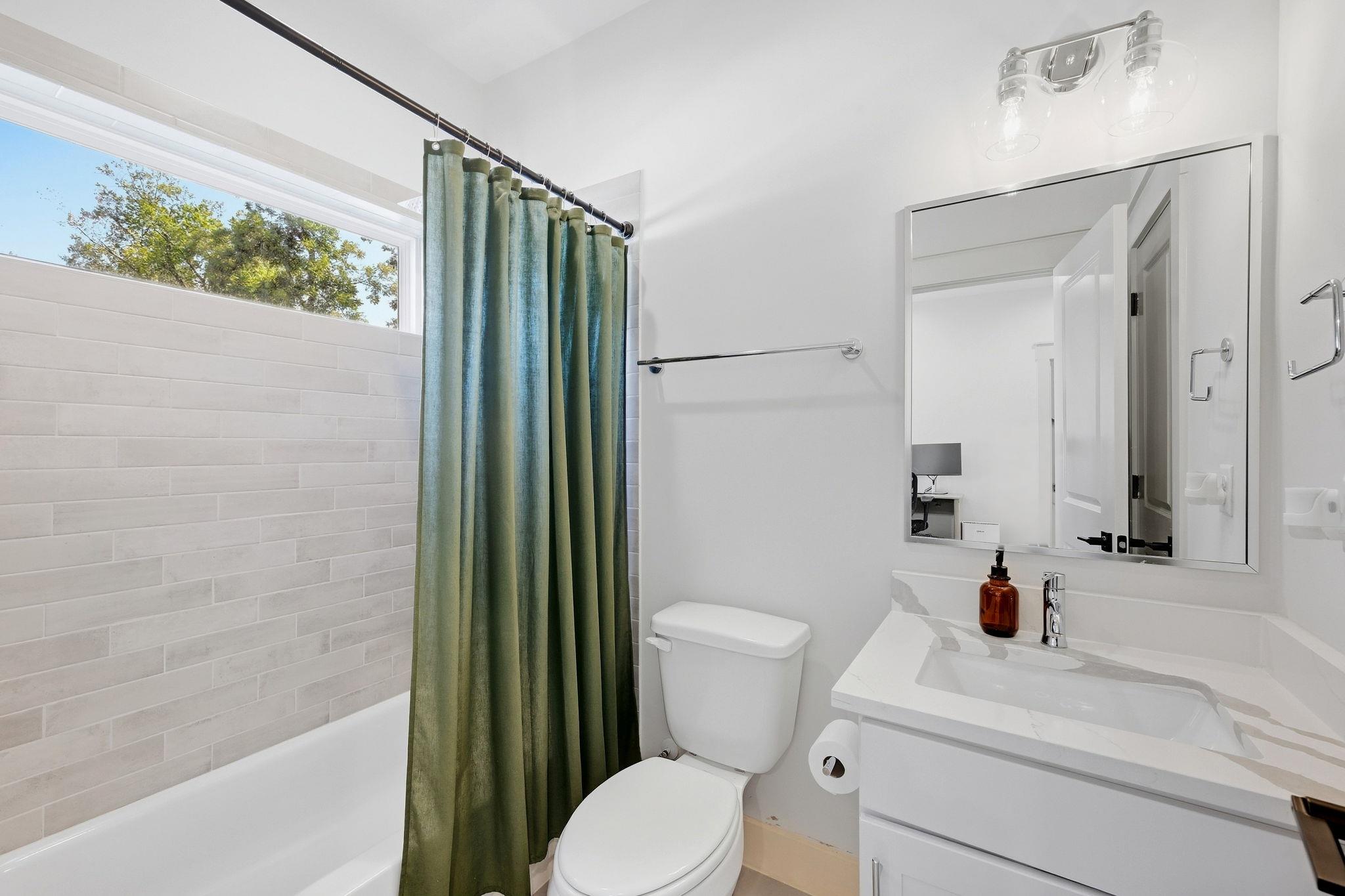 5314 Donovan Gardens LN
