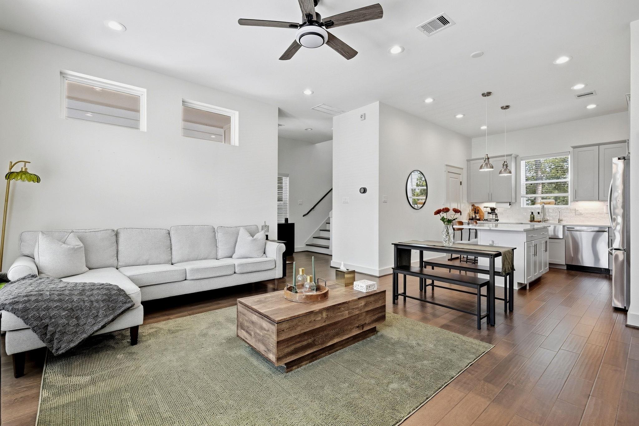 5314 Donovan Gardens LN