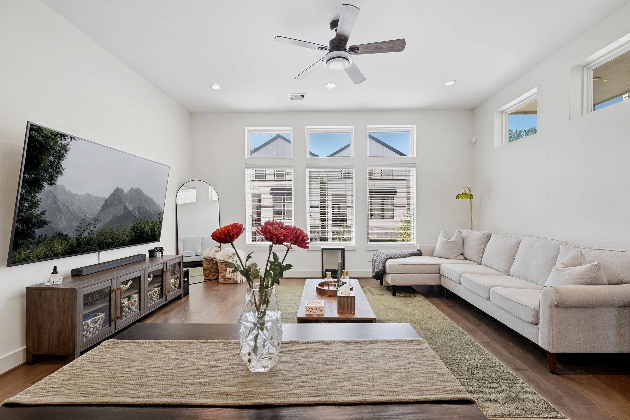 5314 Donovan Gardens LN