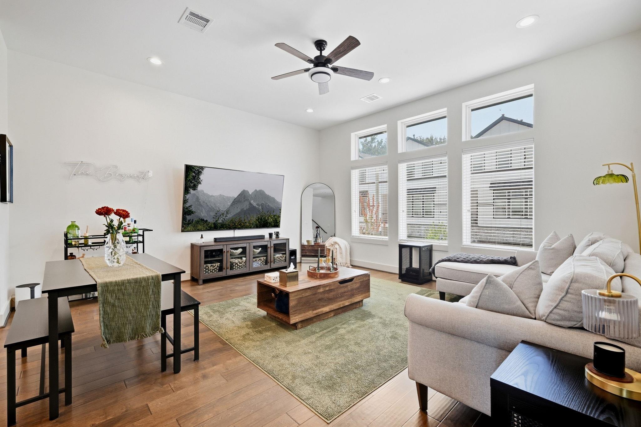 5314 Donovan Gardens LN