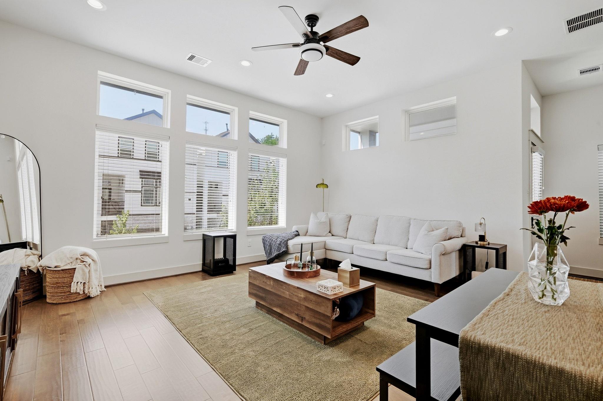 5314 Donovan Gardens LN