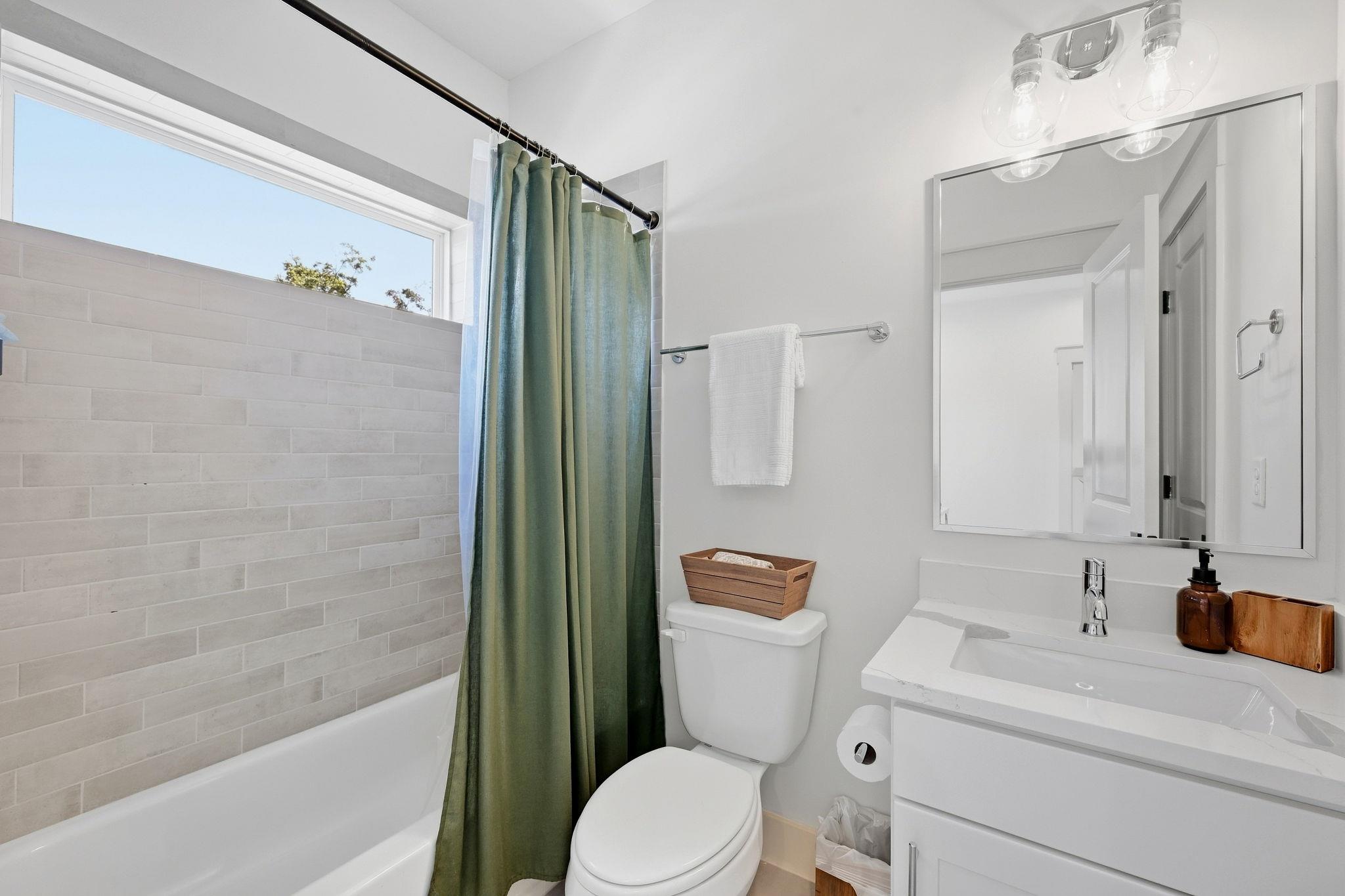 5314 Donovan Gardens LN