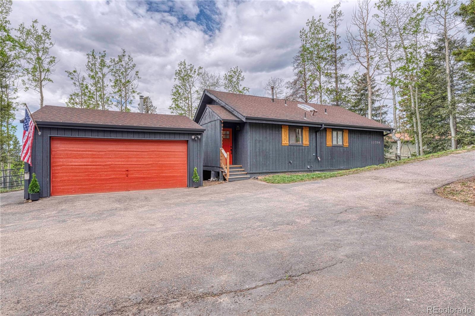 11594 Green Court