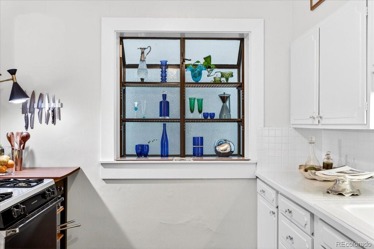 1515 E 9th Avenue Unit: 114