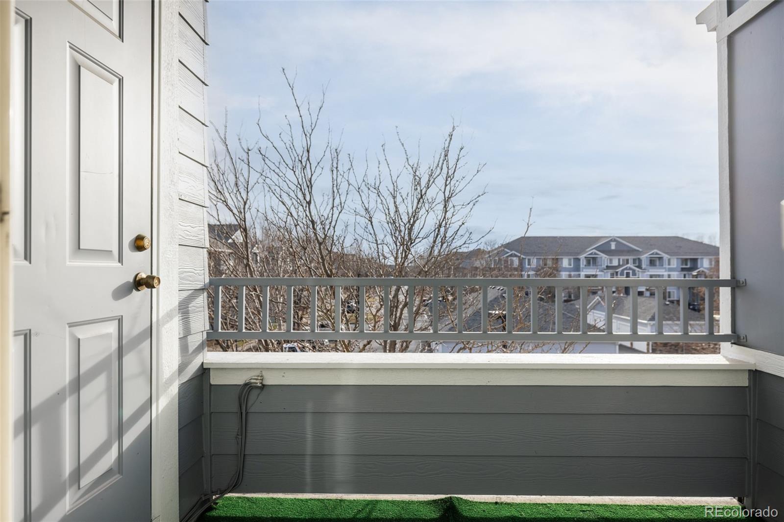 5255 Memphis Street Unit: 822