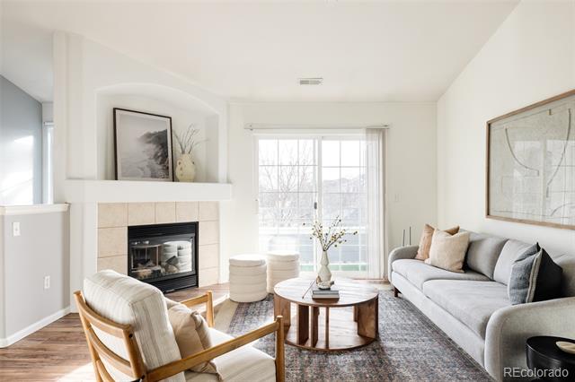 5255 Memphis Street Unit: 822