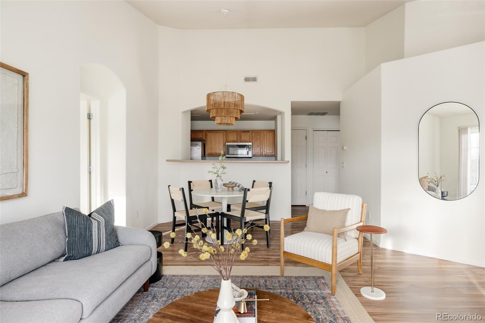 5255 Memphis Street Unit: 822