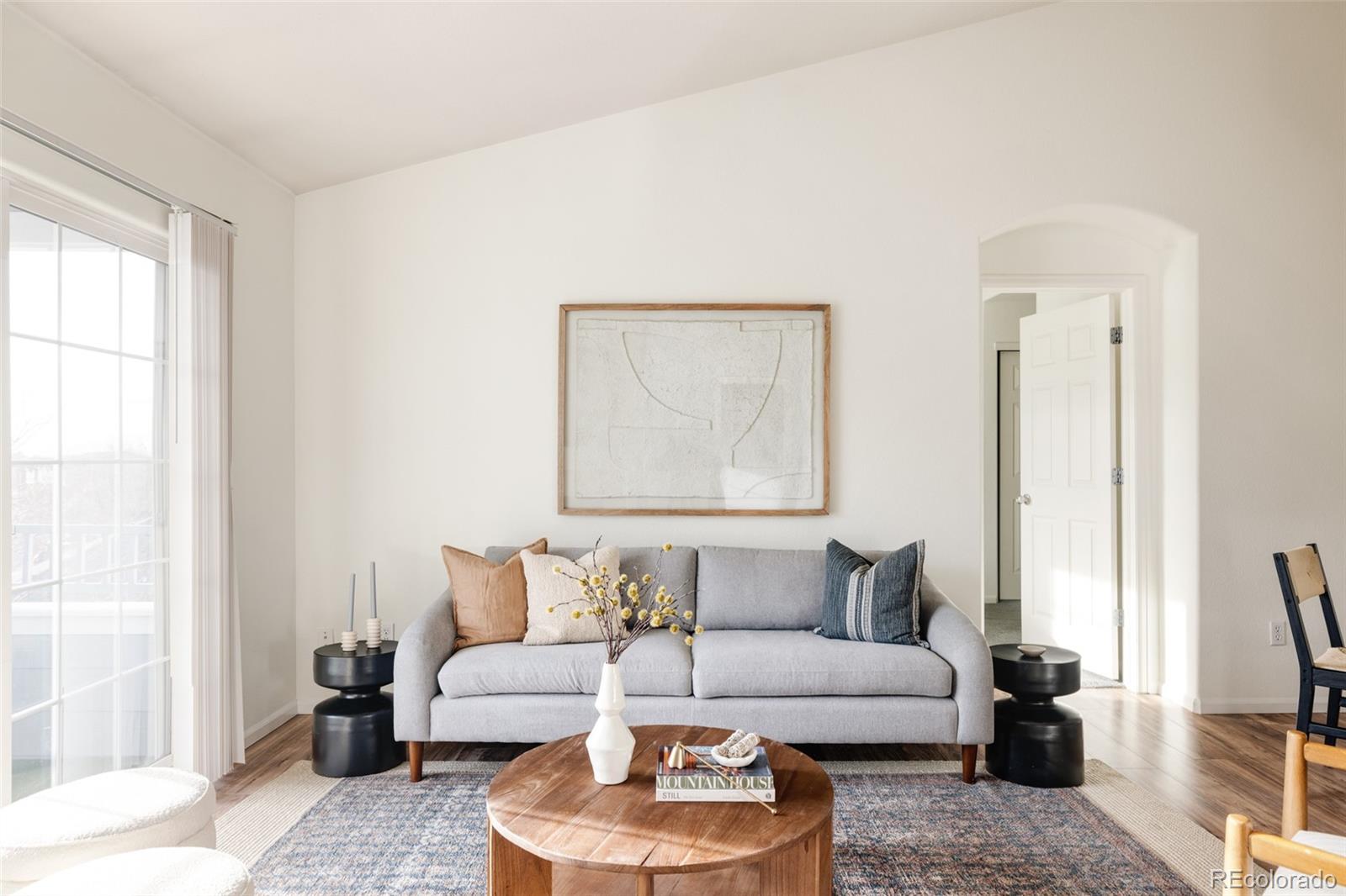 5255 Memphis Street Unit: 822