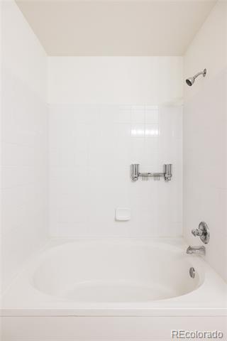 5255 Memphis Street Unit: 822