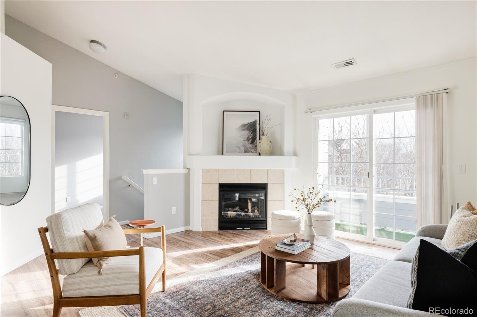 5255 Memphis Street Unit: 822