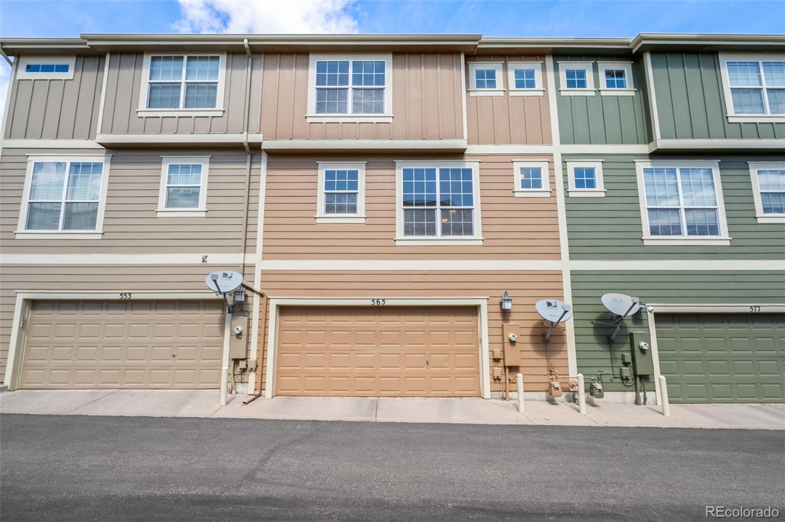 565 Hanging Rock Place
