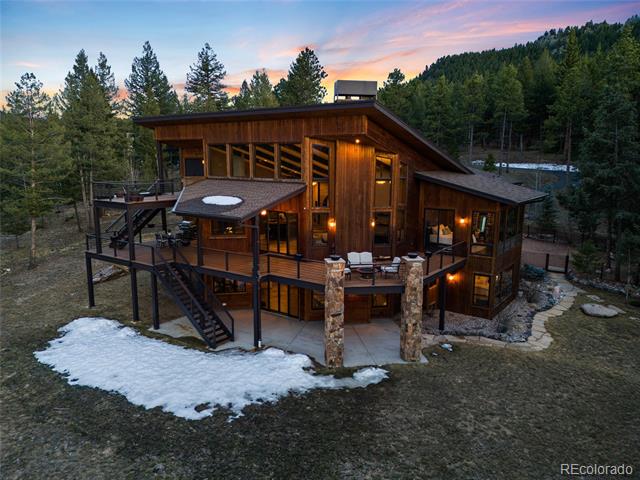 5976 Stone Creek Drive
