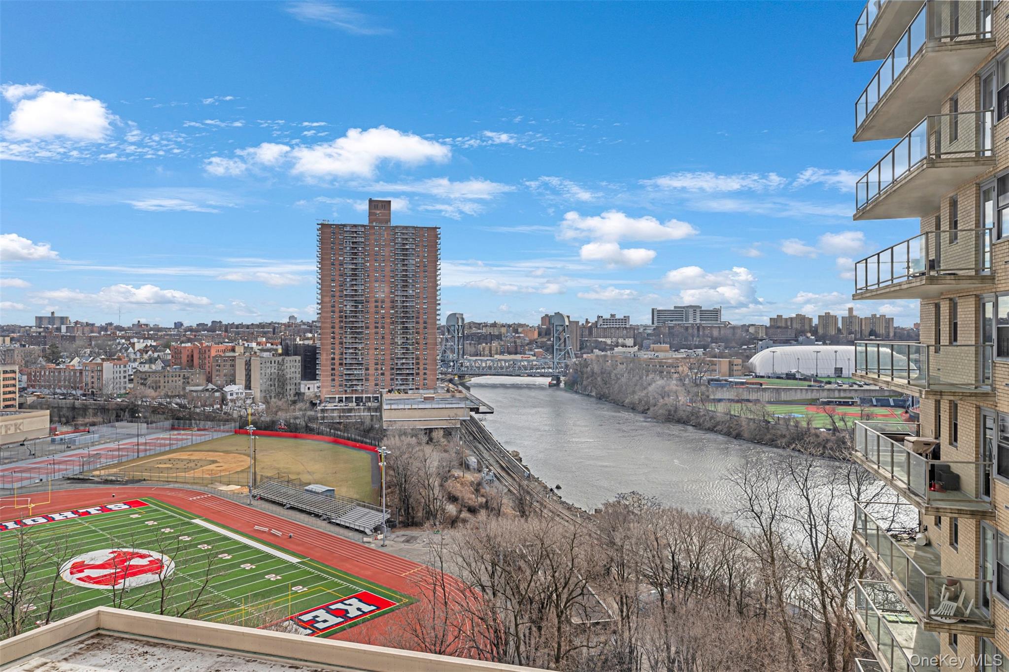 2500 Johnson Avenue Unit: 6T