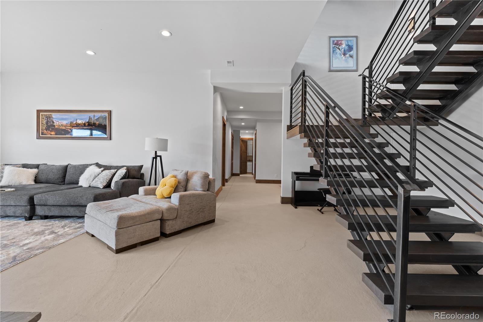 12947 Lazy Dog Lane