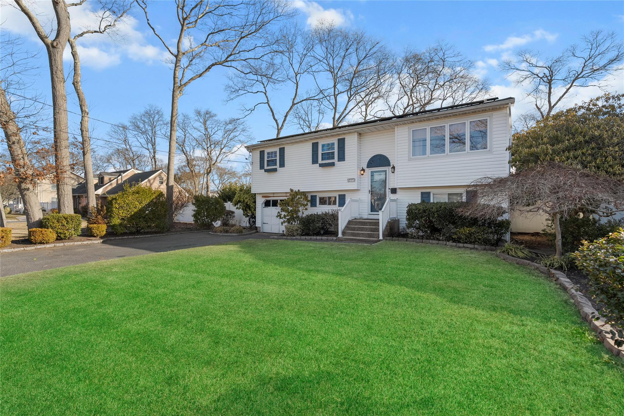 227 Seville Boulevard
